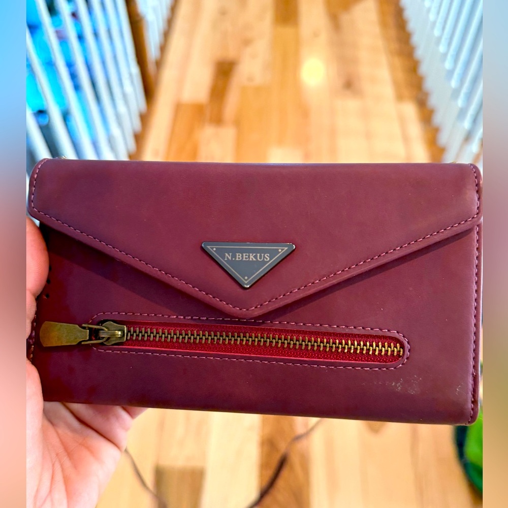 Nate Berkus wallet crossbody bag like new
